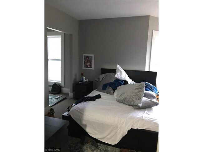 Foto del edificio - 339 Jessamine Ave E