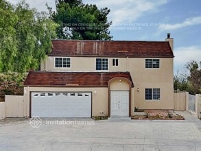 Building Photo - 13466 Almetz St