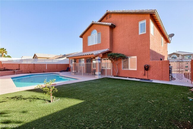 Foto del edificio - 9896 Masked Duck Ave