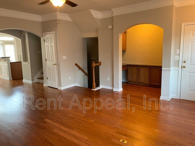 Building Photo - 11060 Skyway Drive