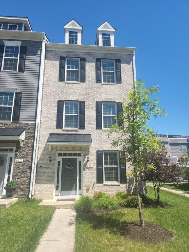 Building Photo - 10212 Windsor Oaks Way