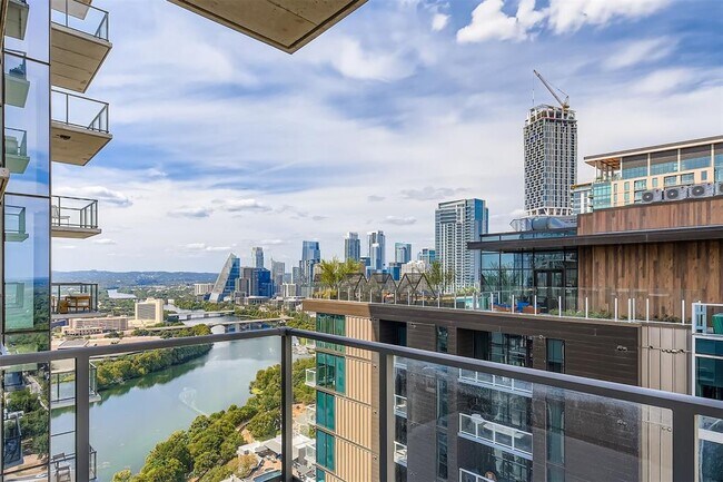 Foto del edificio - 44 East Ave