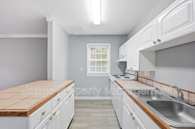 Foto del edificio - 322 N Key St