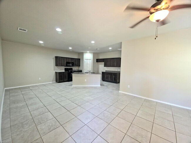 Foto del edificio - 1208-1210 Garland RD