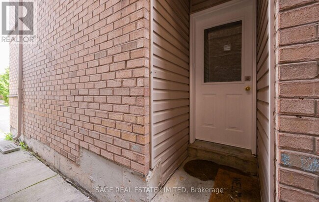 Photo du bâtiment - 6 Fairhill Ave