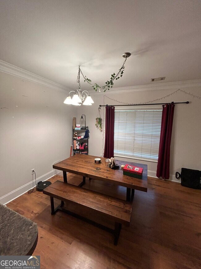 Foto del edificio - 1585 Cedar Shoals Dr