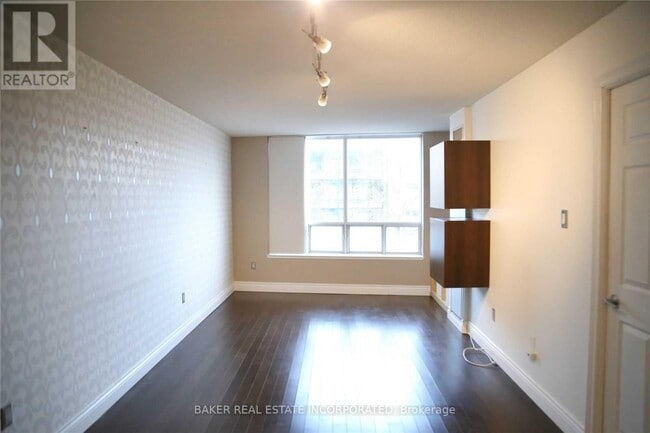 Building Photo - 300 Balliol St