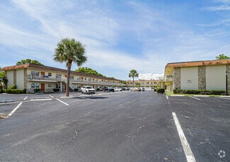 Building Photo - 923 22nd Pl