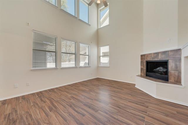 Foto del edificio - 9913 Lexington Dr