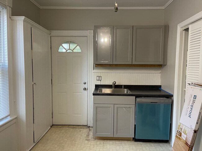 Brand new kitchen with brand new appliances - 158 Division Ave