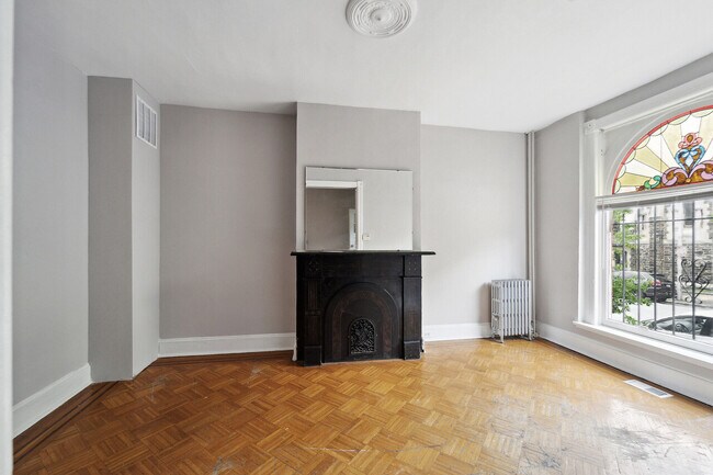 Building Photo - Madison Ave