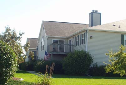 Building Photo - River Park Meadows