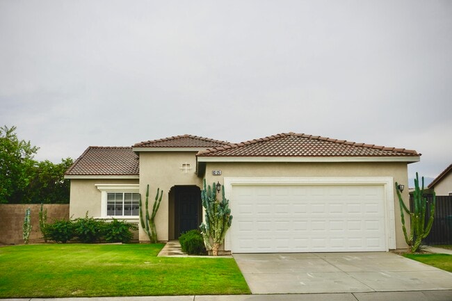 Building Photo - 83125 Broadmoor Dr
