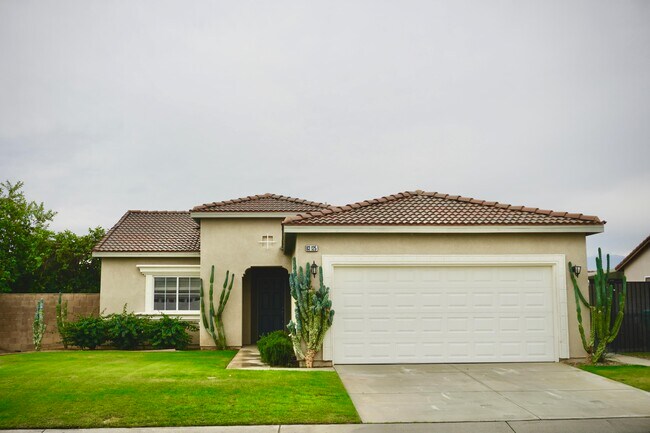 Foto del edificio - 83125 Broadmoor Dr