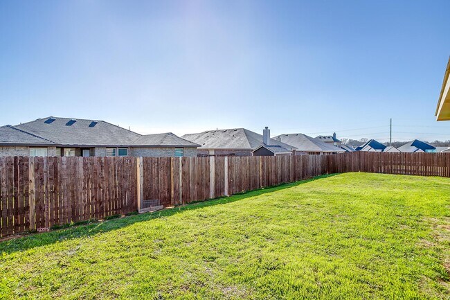 Building Photo - 6512 Molly Anita Dr