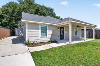 Building Photo - 7623 McHenry St