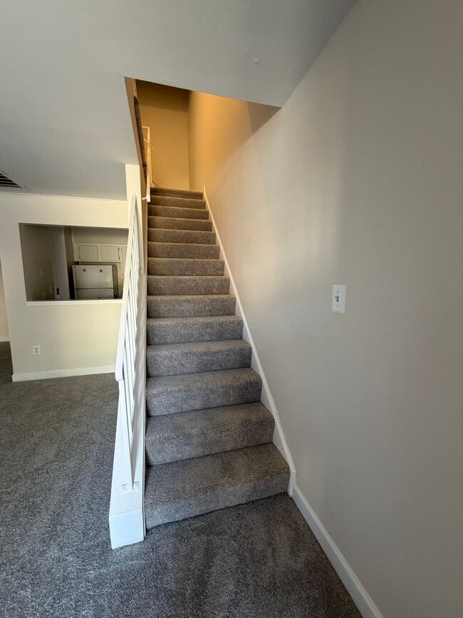 Building Photo - 4118 Peppertree Ln