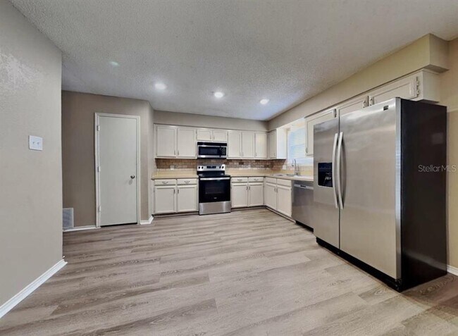 Foto del edificio - 1429 Woffington Ave