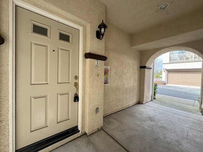 Building Photo - Two Bedroom Condo in Scripps Ranch Availab...