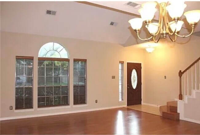 Building Photo - 1235 Cambrian Park Ct