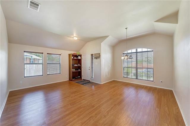 Foto del edificio - 1404 Trading Post Dr