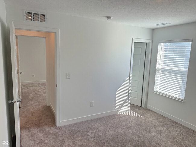 Building Photo - 5905 Fire Opal Wy