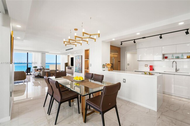 Building Photo - 5757 Collins Ave