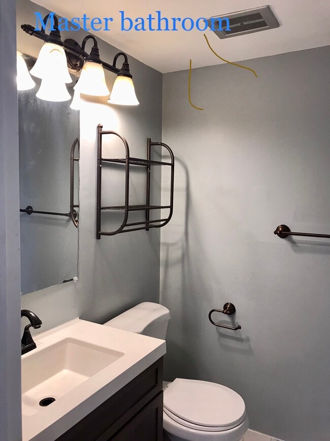 9740 Bunker Hill Ln Unit 55, Montgomery, OH 45242 Condo for Rent in