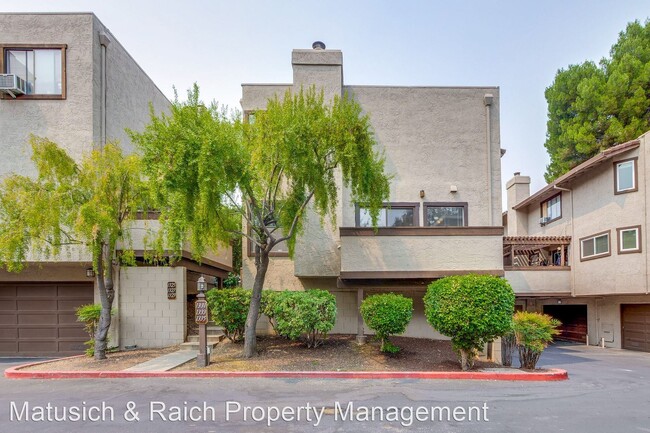 Foto del edificio - 2 br, 2.5 bath House - 1331 Fruitdale Ave