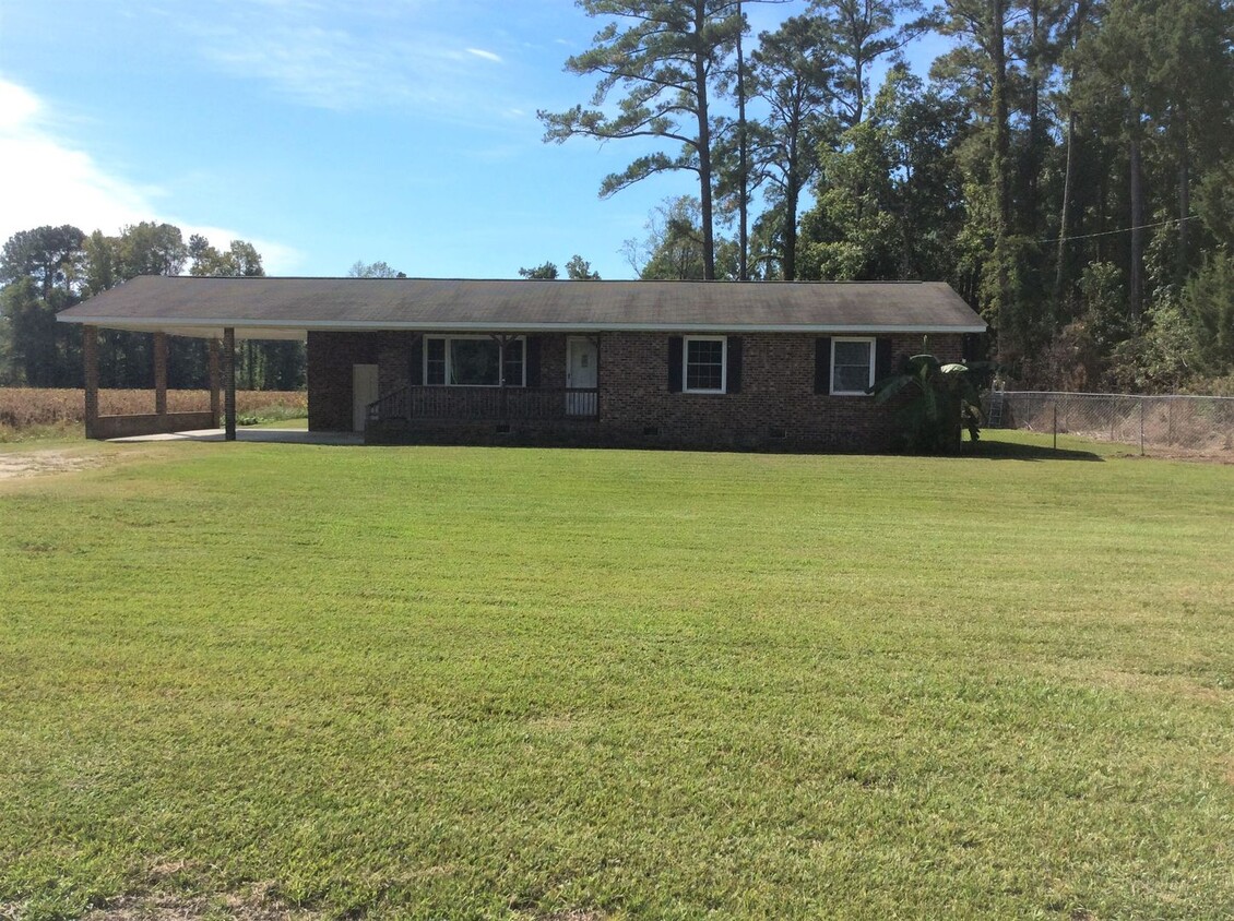 Primary Photo - Single Family Vanceboro Home