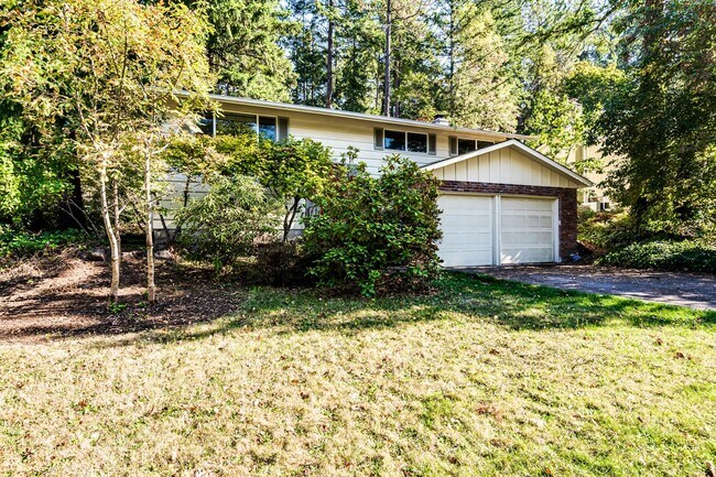 Foto del edificio - Beautiful 5 bedroom house in South Eugene!