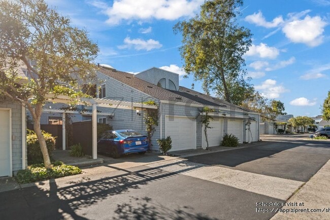 Building Photo - 426 Barnegat Ln