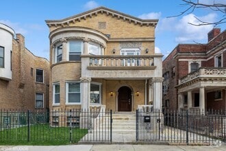 Building Photo - 5353 S Michigan Ave