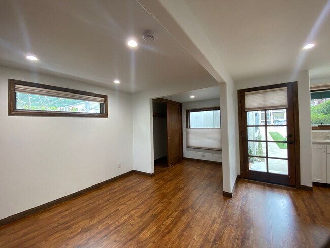 Foto del edificio - Mission Hills ADU w/Loft and A/C