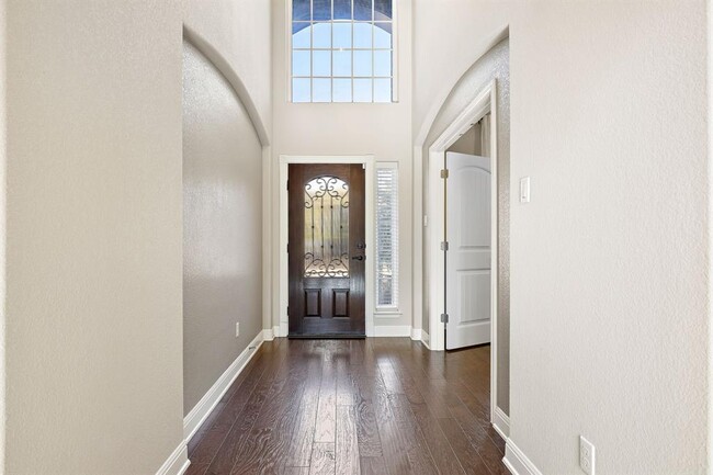 Foto del edificio - 2406 Yorkshire Ln