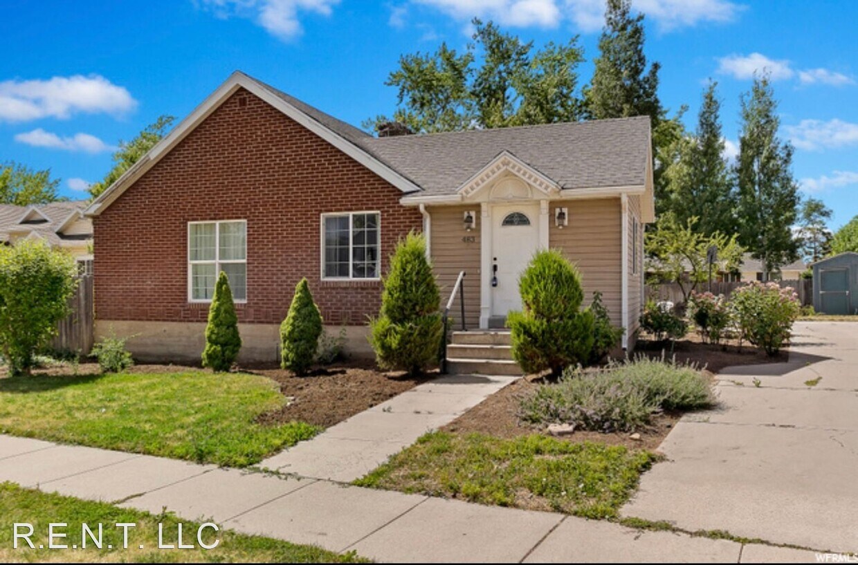 4 br, 2 bath House 483 E. 650 S. House Rental in Kaysville, UT
