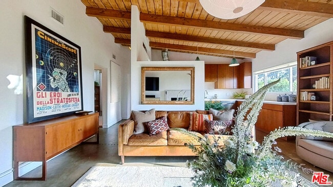 Foto del edificio - 1237 Montecito Dr