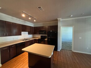 Building Photo - 1811 Medical Pkwy