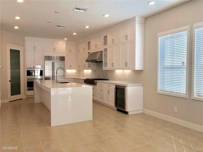 Building Photo - 4 br, 4 bath House - 54 Sagan