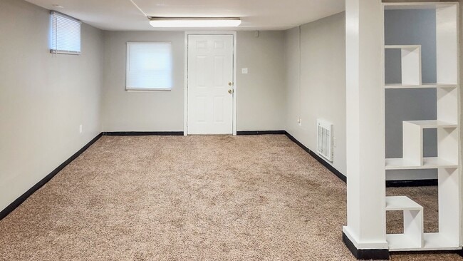 Foto del edificio - South Knoxville - Clean 2 Bedroom, 1 Bath,...