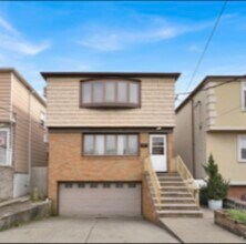 Building Photo - 156 W 21st St