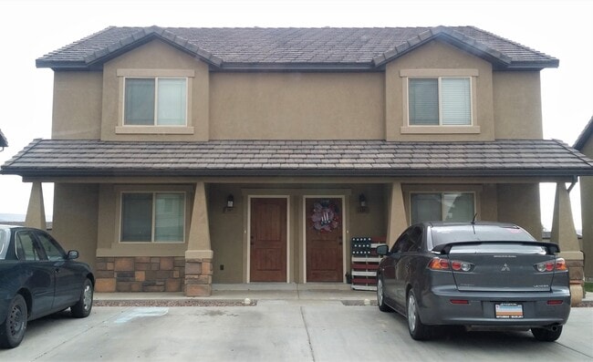 Building Photo - 136 W 700 N