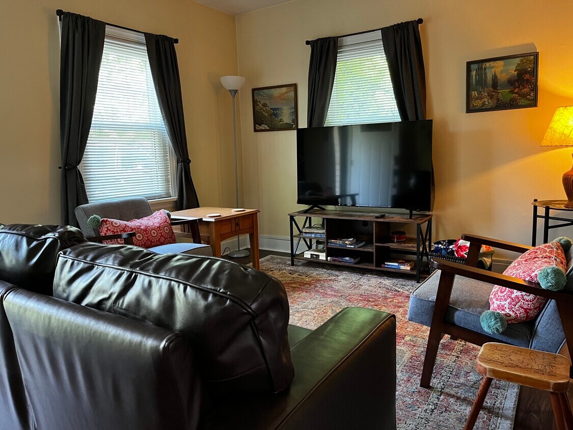 904 S Lynn St, Urbana, IL 61801 House Rental in Urbana, IL