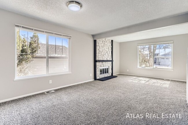 Building Photo - 3822 S Ceylon Way