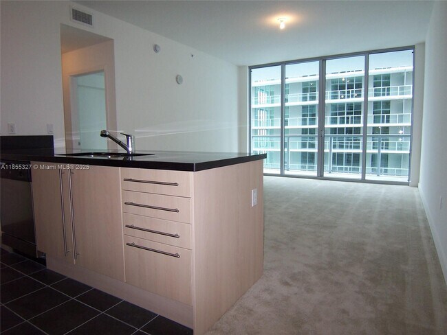 Foto del edificio - 1111 SW 1st Ave