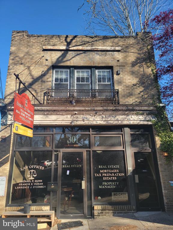 Building Photo - 301 Haverford Ave