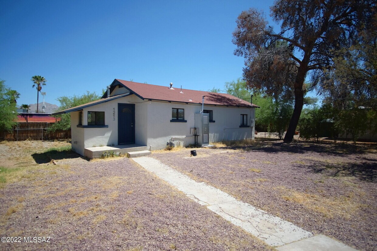 1213 E Kleindale Rd, Tucson, AZ 85719 House Rental in Tucson, AZ