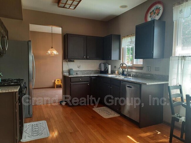 Foto del edificio - 1011 Cambridge Dr