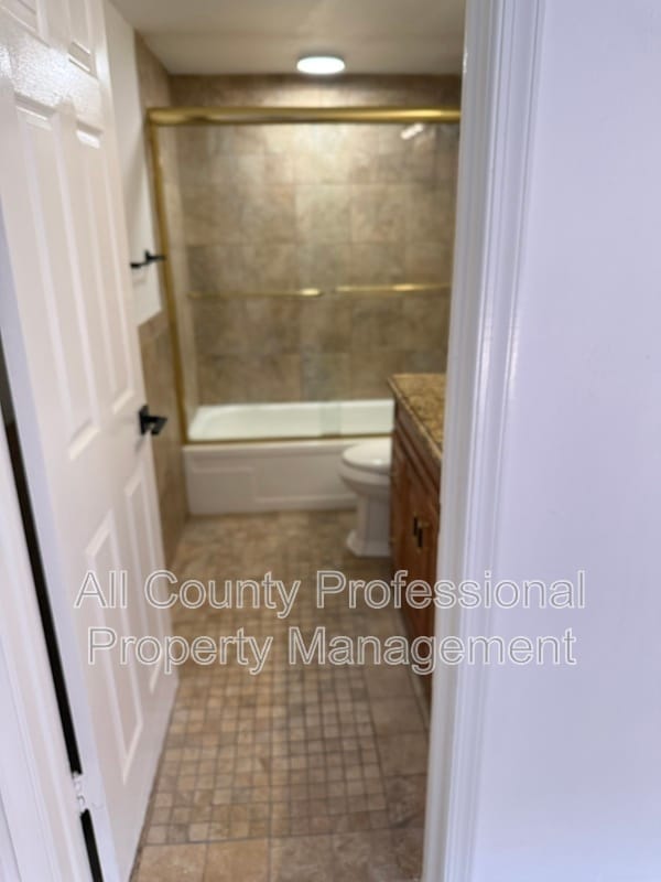 Building Photo - 7111 Miami Lakes Dr