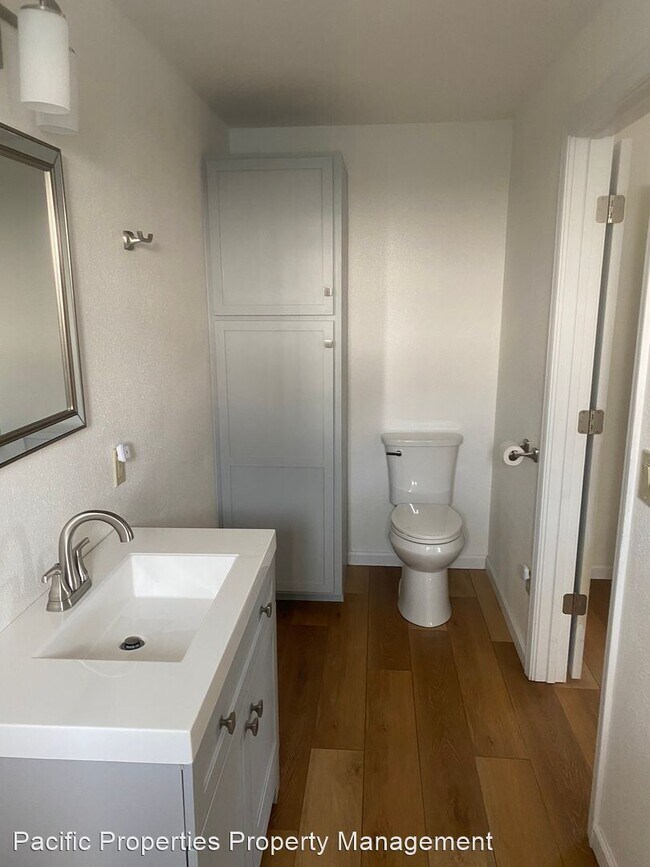 Building Photo - 3 br, 2 bath House - 648 6th St